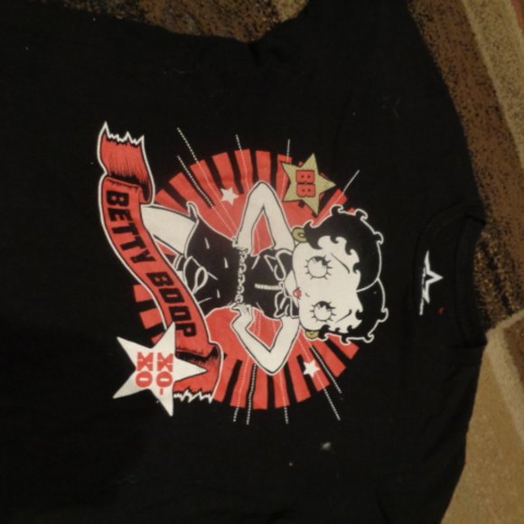 Betty Boop t-shirt size Medium New Offical License - Picture 2 of 6